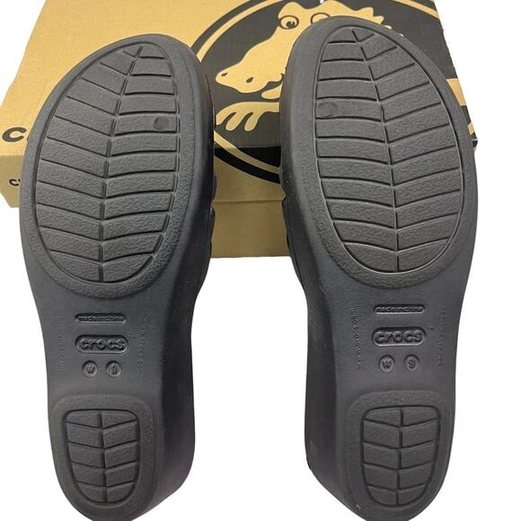 Crocs Rhonda Wedge Sandal Women's Size 9 Heel Slip On Black Relaxed Fit NWT - Picture 6 of 7